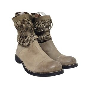 Modern Vintage Tan Booties - Size 37.5 / US 7